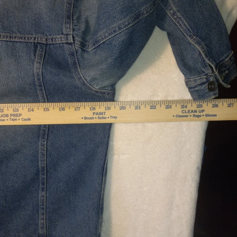 The Childrens Place Boys Medium Wash Denim Trucker Jacket Size L 10/12 Cotton